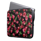 Cherry Fruit auf schwarz Laptopschutzhülle (Vorderseite Links)