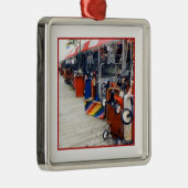 Cherry Grove Pride Wagon Ornament (Rechts)