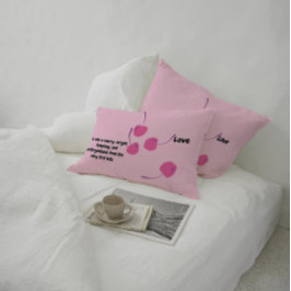 Cherry Love – Pop Art Cherries - Valentine’s Day Lendenkissen