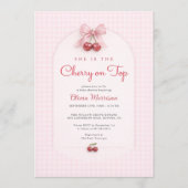 Cherry on Top Pink Bow Gingham Baby Shower Einladung (Vorderseite)