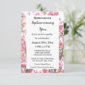 Cherry Pink Floral Quinceanera Fünfzehnte Geburtst Einladung (Stehend Vorderseite)
