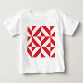 Cherry Red Geometric Deko Cube Pattern Baby T-shirt (Vorderseite)