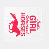 Cherry Red Just a Girl, die Lieben Pferde Fleecedecke (Vorderseite (Horizontal))