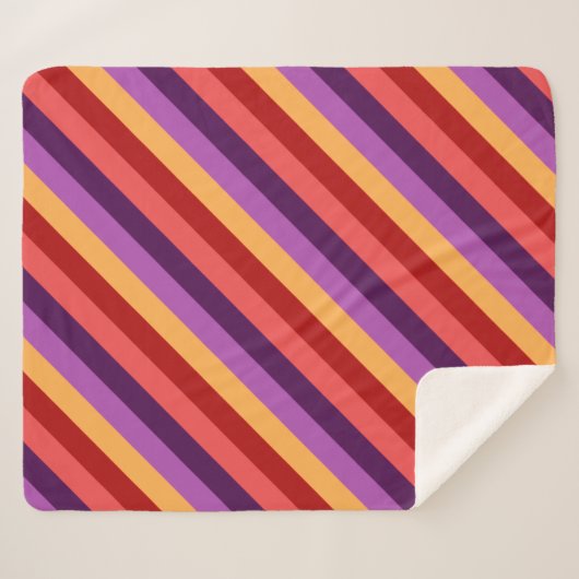Cherry Red Violet Stripes Medium Sherpa Blankon Sherpadecke (Vorderseite (Horizontal))