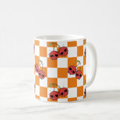 Cherry Skull Checkerboard - Niedlich Goth Style Kaffeetasse (VorderseiteRechts)