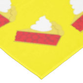 Cherry Süsse Pie Kid's Birthday Tischdecke (Schrägansicht)