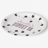 Cherry Sweet 16 Personalisiertes Party Pappteller (Schrägansicht)