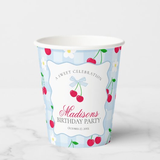 Cherry Sweet Blue Coquette Bow Gingham Birthday Pappbecher (Vorderseite)