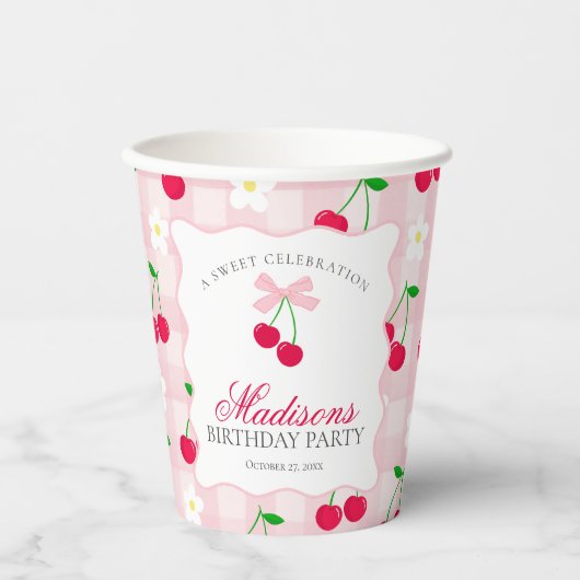 Cherry Sweet Pink Coquette Bow Gingham Birthday Pappbecher (Vorderseite)
