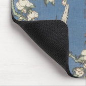 Cherry und Bullfinch, Hokusai, 1834 Mousep Mousepad (Ecke)