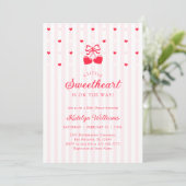 Cherry Valentine Bow Baby Shower Invitation Einladung (Stehend Vorderseite)