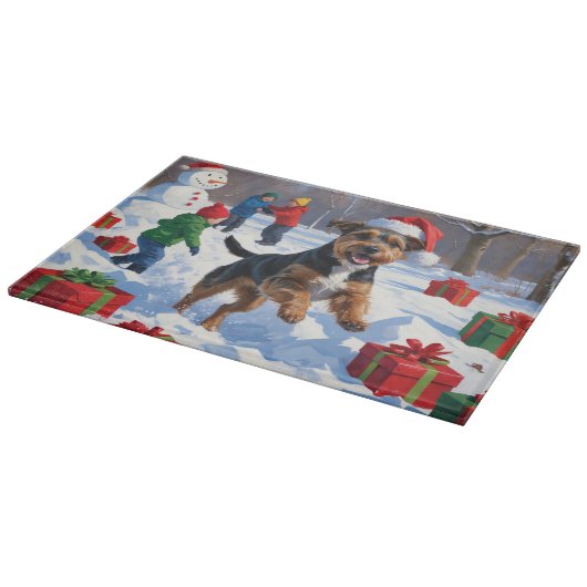 Chesapeake Bay Retriever Schnee mit Weihnachtsmütz Schneidebrett (Ecke)