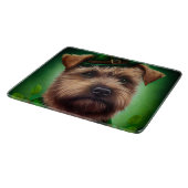 Chesapeake Bay Terrier in St Patrick's Day Dress Schneidebrett (Ecke)