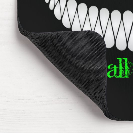 Cheshire-Katze sind wir alle hier wütend Mousepad (Ecke)