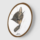 Chessie - die schlafende Kittenmauer Große Wanduhr (Winkel)