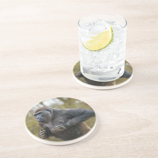 Chest Beating Gorilla Getränkeuntersetzer (Seite)