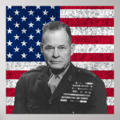 Chesty Puller und die amerikanische Flagge Poster (Vorne)