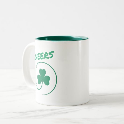 Chever Clover Kleeblatt Irish Green St Patricks Da Zweifarbige Tasse (Vorderseite Links)