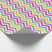Chevron-Muster mit Teal- und violettem Streifen Geschenkpapier (Ecke)