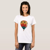 "Chevron Sky: Vibrant Hot Air Balloon in Flight T-Shirt (Vorne ganz)