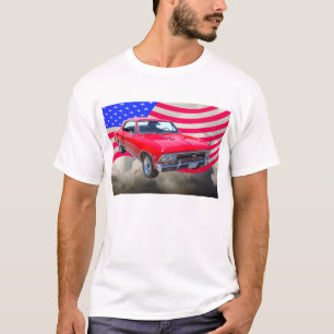 Chevy Chevelle SS 396 mit amerikanischer Flagge T-Shirt