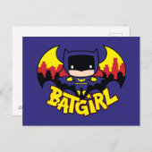 Chibi Batgirl mit Gotham Skyline und Logo Postkarte (Vorne/Hinten)