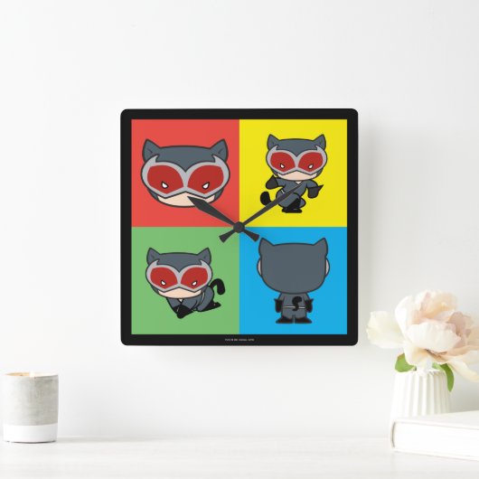Chibi Catfrau Pose Quadratische Wanduhr (Zuhause)