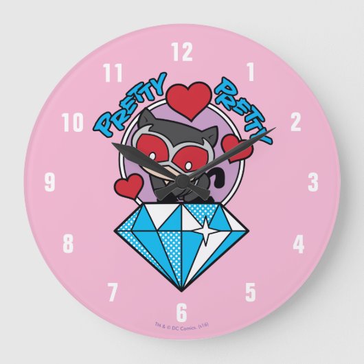 Chibi Catwoman sitzt oben auf großen Diamanten Große Wanduhr (Vorderseite)
