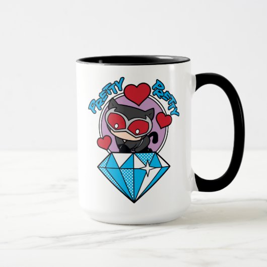 Chibi Catwoman sitzt oben auf großen Diamanten Tasse (Rechts)