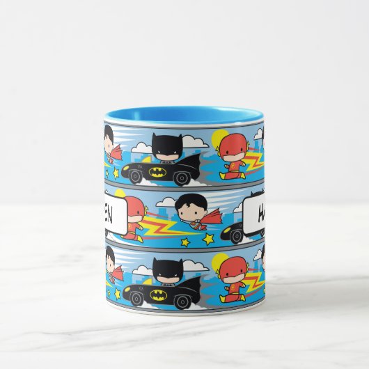 Chibi Flash, Superman, and Batman Racing Pattern Tasse (Zentrum)