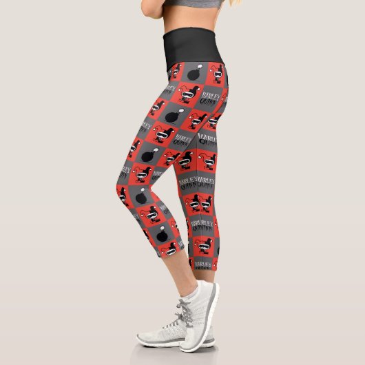 Chibi Harley Quinn Schachbrett Pattern Capri Leggings (Links)