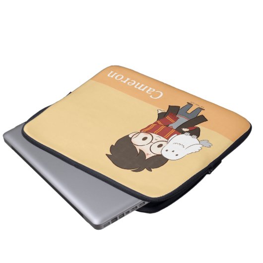 Chibi HARRY POTTER™ & Hedwig Laptopschutzhülle (Vorne Knopf)