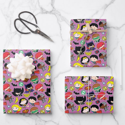 Chibi Justice League Pattern auf Lila Geschenkpapier Set (Vorderseite)