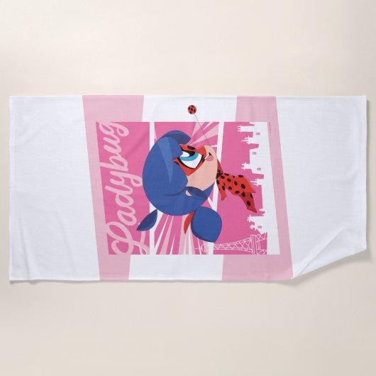 Chibi Ladybug in Paris Strandtuch (Vorderseite)