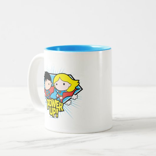 Chibi Superman & Chibi Supergirl Power Up! Zweifarbige Tasse (Vorderseite Links)