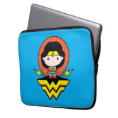 Chibi Wonder Woman mit Polka Docks und Logo Laptopschutzhülle (Vorderseite Links)