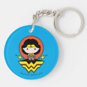 Chibi Wonder Woman mit Polka Docks und Logo Schlüsselanhänger (Rückseite)