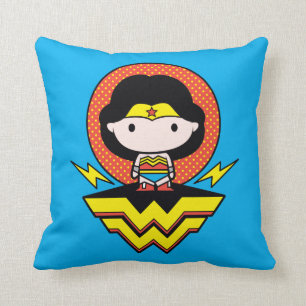 Chibi Wonder Woman mit Punkten und Logo Kissen