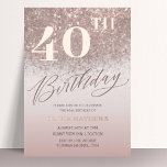 Chic 40. Geburtstag Real Rose Gold Folieneinladung<br><div class="desc">Ein elegantes Design mit rot-rosa Farbtönen,  aufwändigen Golddetails der Rose und dem Hintergrund des Glitzer der Imitate. Der große Kalligrafietext glänzt in einer Goldfolie in realer Rose und verleiht dem Ganzen eine Touch Luxus. Passen Sie Ihre persönlichen Daten an,  um eine einzigartige Einladung zu schaffen,  die Ihren Stil widerspiegelt.</div>