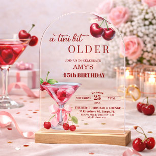 Chic A Tini Bit Älterer Kirsch-Martini 45. Geburts Acryleinladungen