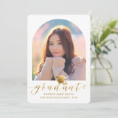 Chic Abschluss 2 Foto Gold Cap Script auf Weiß Ankündigung (Stehend Vorderseite)