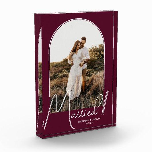 Chic Arch Burgundy Wedding Fotoblock (Links)