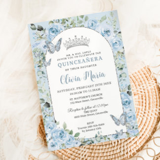 Chic Baby Blue Floral Butterflies Arch Quinceañera Einladung