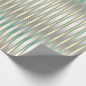 Chic Baby Blue Stripes auf Silver Background Geschenkpapier (Ecke)