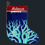 Chic Beach Marine Coral Reef Kleiner Weihnachtsstrumpf<br><div class="desc">Nautic Küsten schicke Strand Blue Coral Reef Zuhause Zubehör. Gastgeschenke Hochzeiten an der Küste. Modeaccessoires für das Korallenriff.</div>