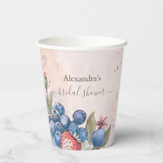 Chic Berry Sweet Strawberry Brautparty Pappbecher (Rückseite)