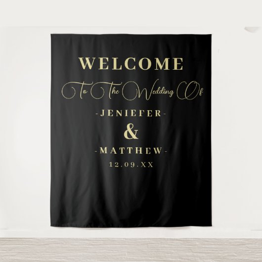 Chic Black and Gold Calligraphy Wedding Willkommen Wandteppich (Vorderseite)