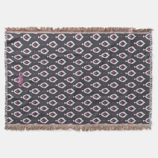 Chic Black and lila Ikat-Stammmuster Decke (Vorderseite)