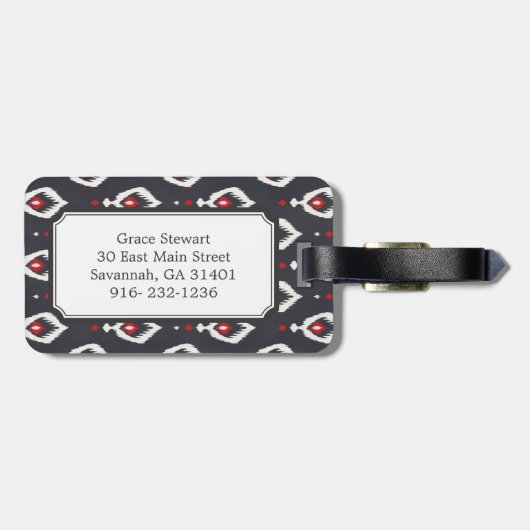 Chic black and red ikat tribal pattern monogram gepäckanhänger (Rückseite horizontal)