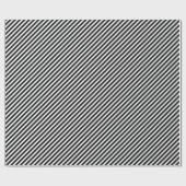 Chic Black and White Diagonal Stripes Muster Geschenkpapier (Flach)